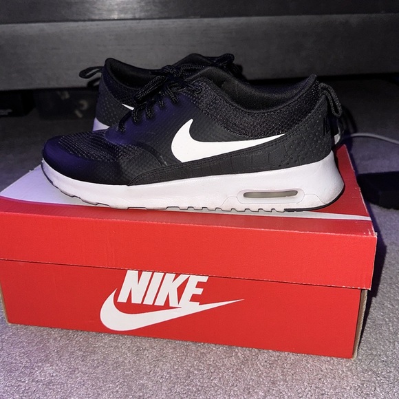 NIKE AIR MAX THEA BLACK size 7 women's - Picture 5 of 13